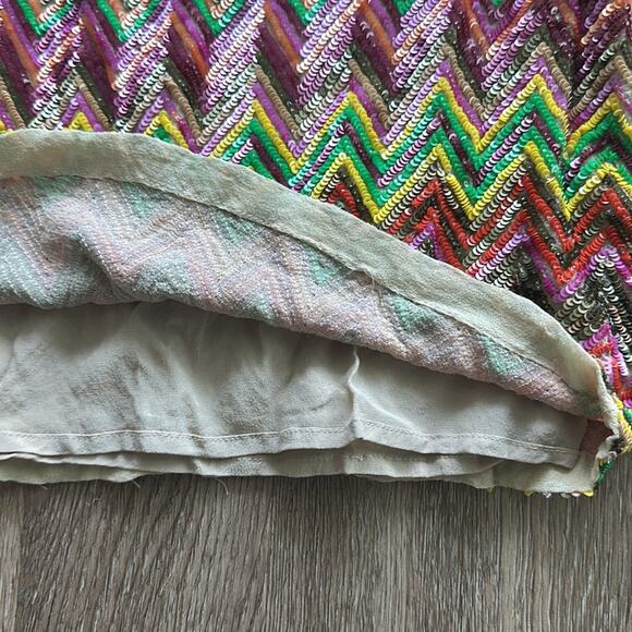 Haute Hippie Multi Color Sequin Mini Skirt Size Small 100% Silk - Picture 2 of 6